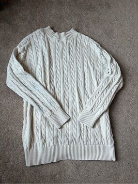 GAP Cream Cable-Knit Sweater